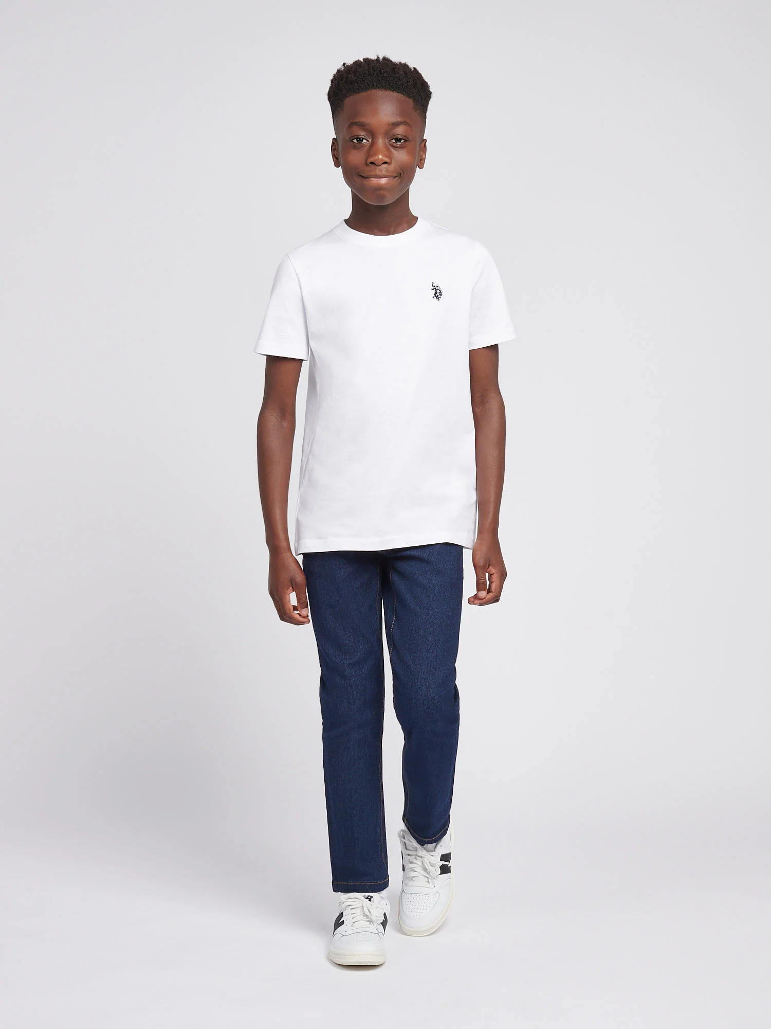 Boys Classic Fit Jean in Rinse Wash - Image 3