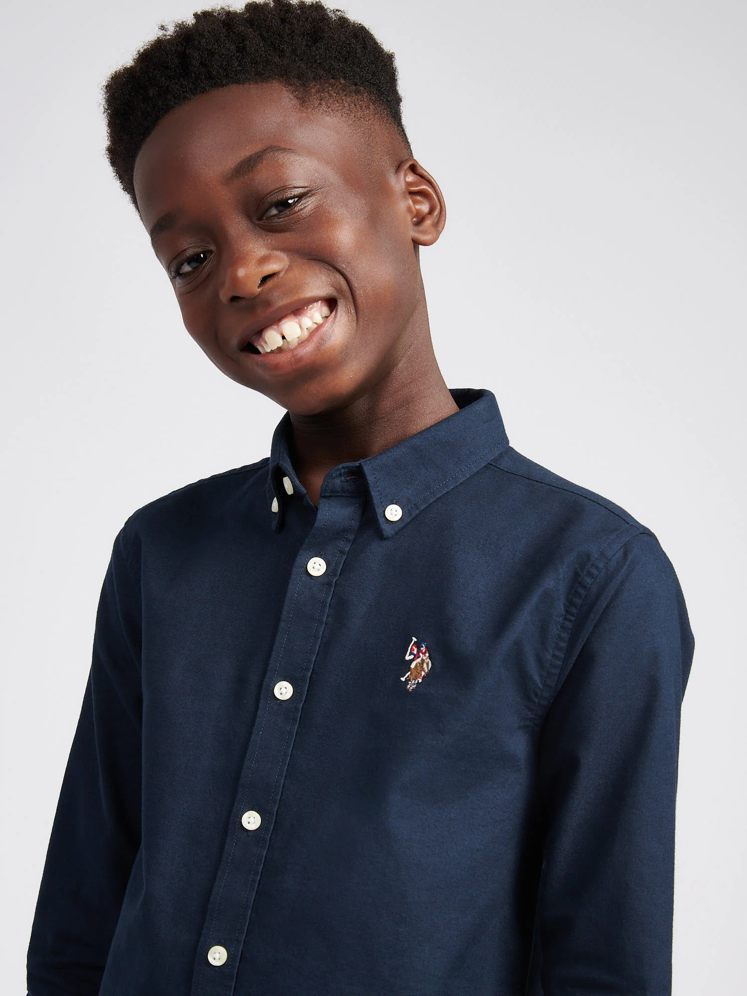 Boys Oxford Shirt in Dark Sapphire Navy - Image 2