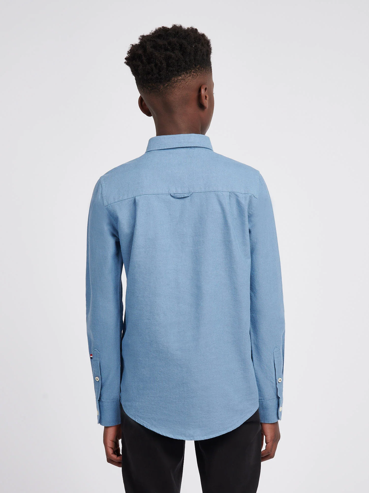 Boys Oxford Shirt in Vintage Indigo - Image 4
