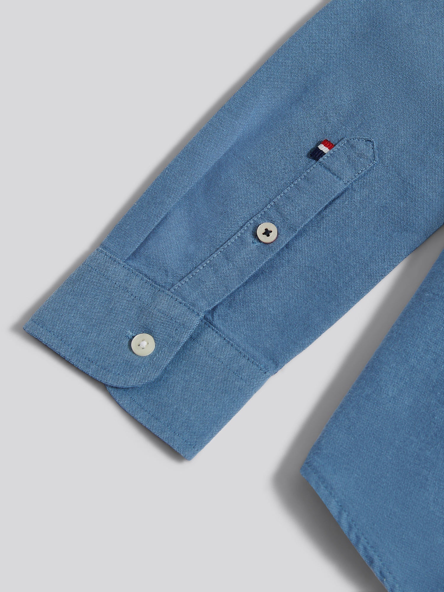 Boys Oxford Shirt in Vintage Indigo - Image 9