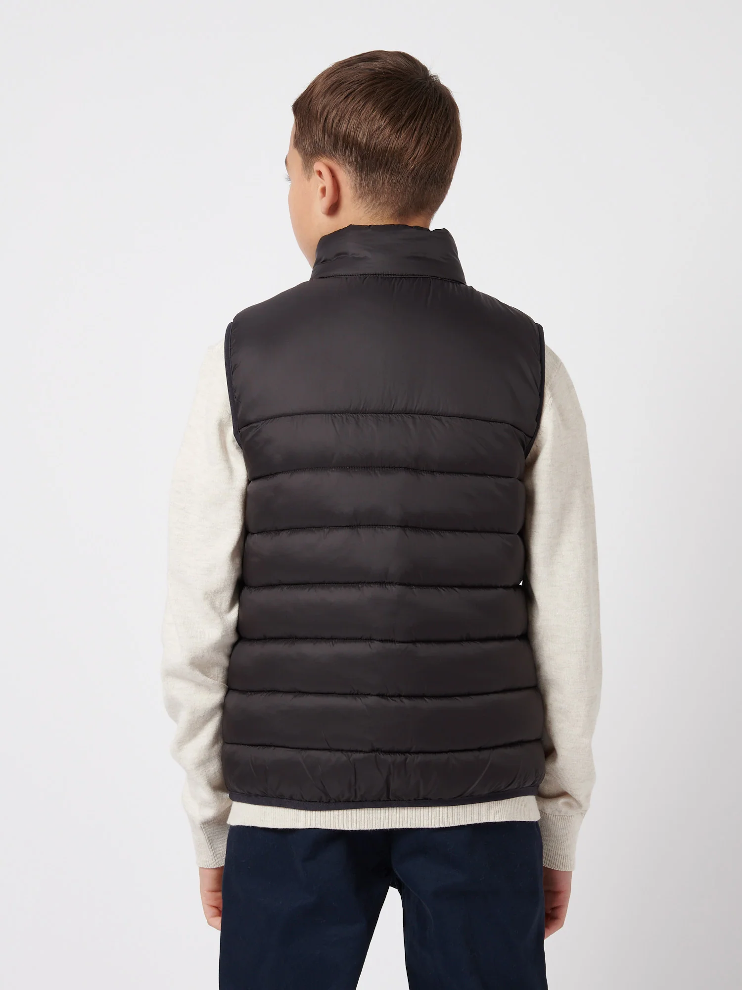 Boys Panelled Quilted Gilet in Black Bright White DHM - Image 4