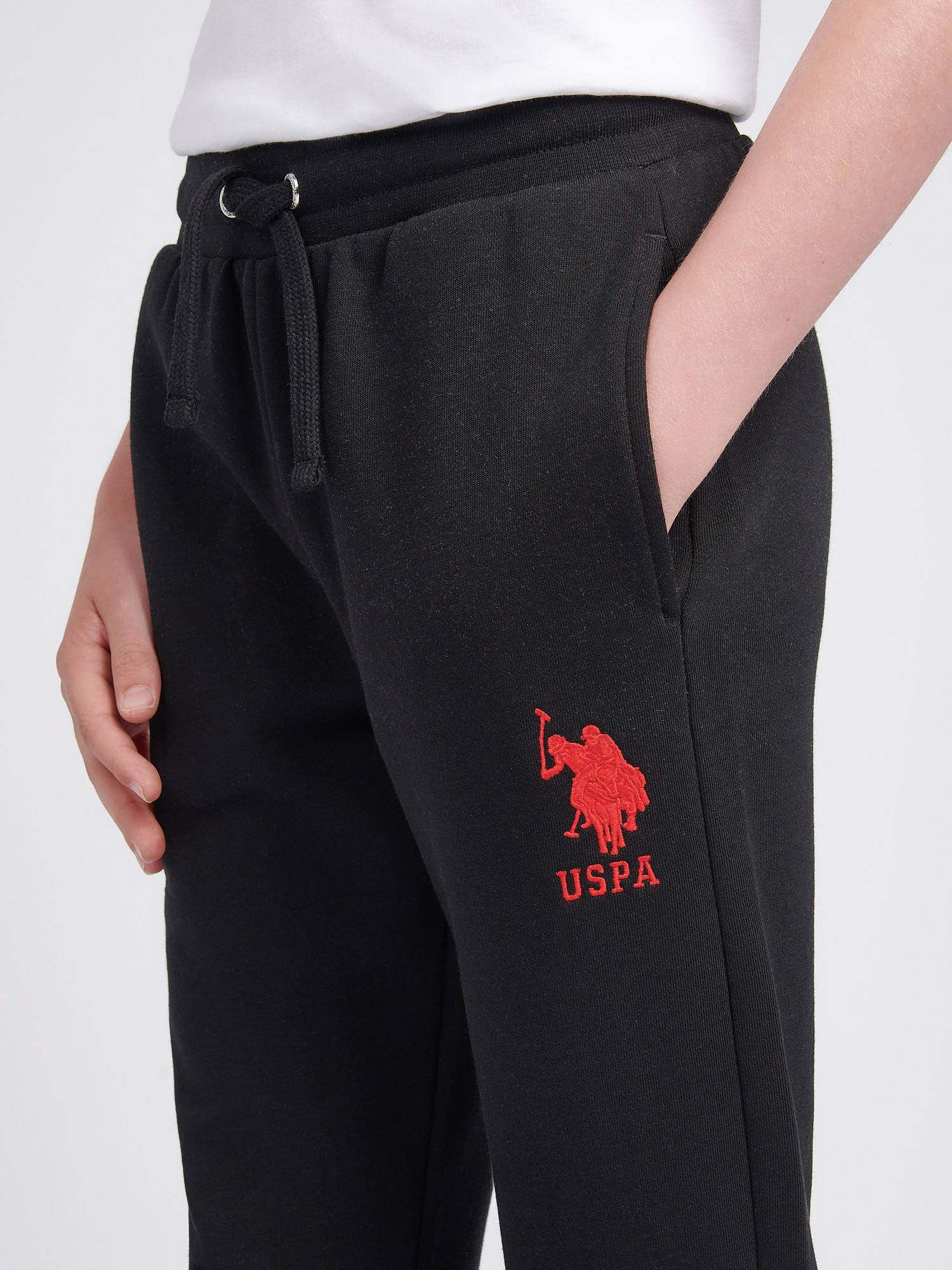 Boys Player 3 Jogger in Black / Haute Red DHM - Image 2