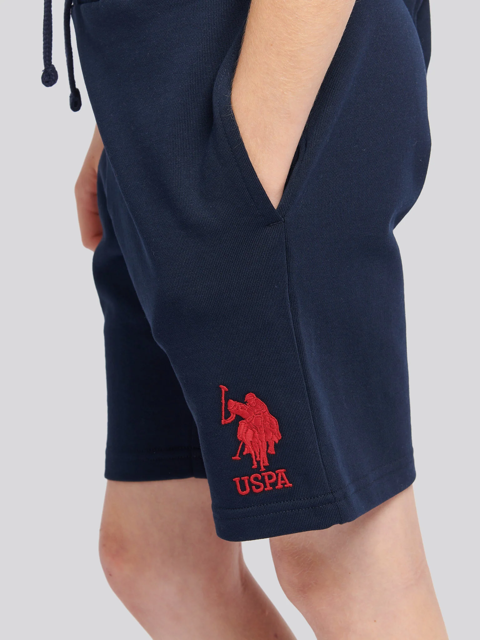 Boys Player 3 Sweat Short in Dark Sapphire Navy / Haute Red DHM - Image 2