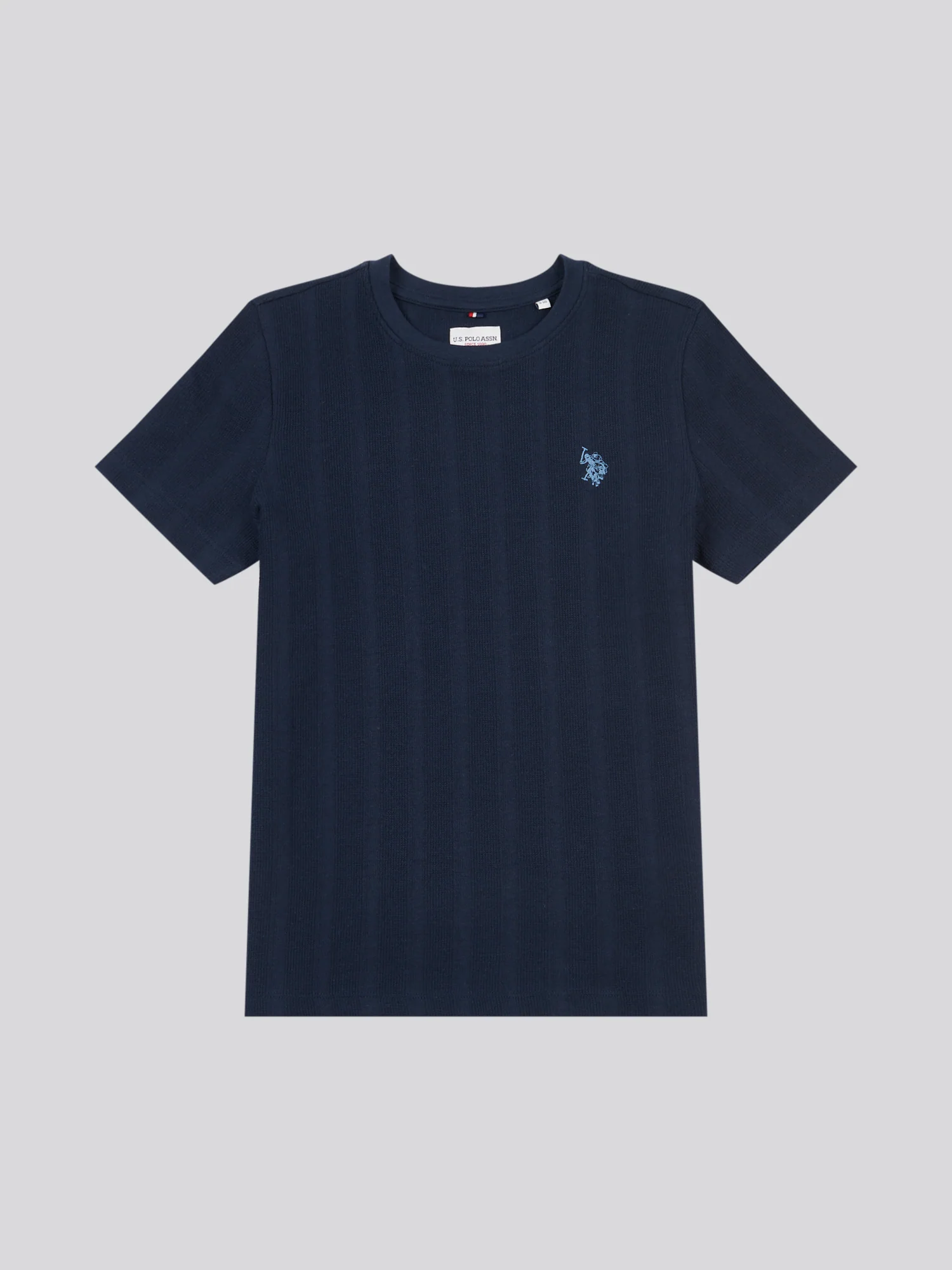 Boys Vertical Stripe Textured T-Shirt in Dark Sapphire Navy / Moonlight Blue DHM - Image 5