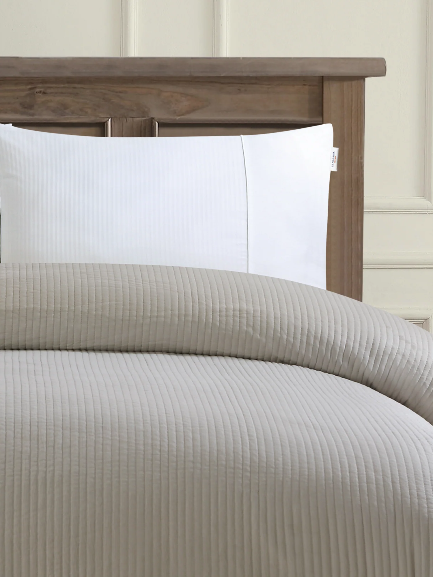 Channel Row Quilted Bedspread Cloud Cream - Image 4