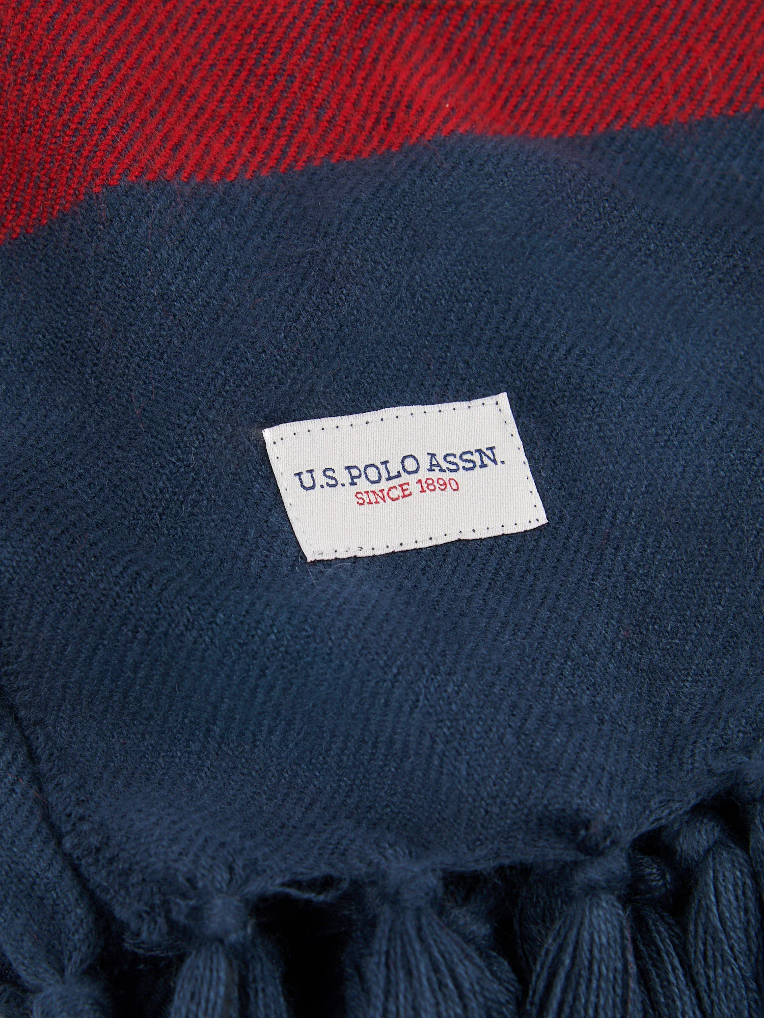 Luxurious Boucle Border Stripe Boxed Throw in Vapor Blue - Image 6