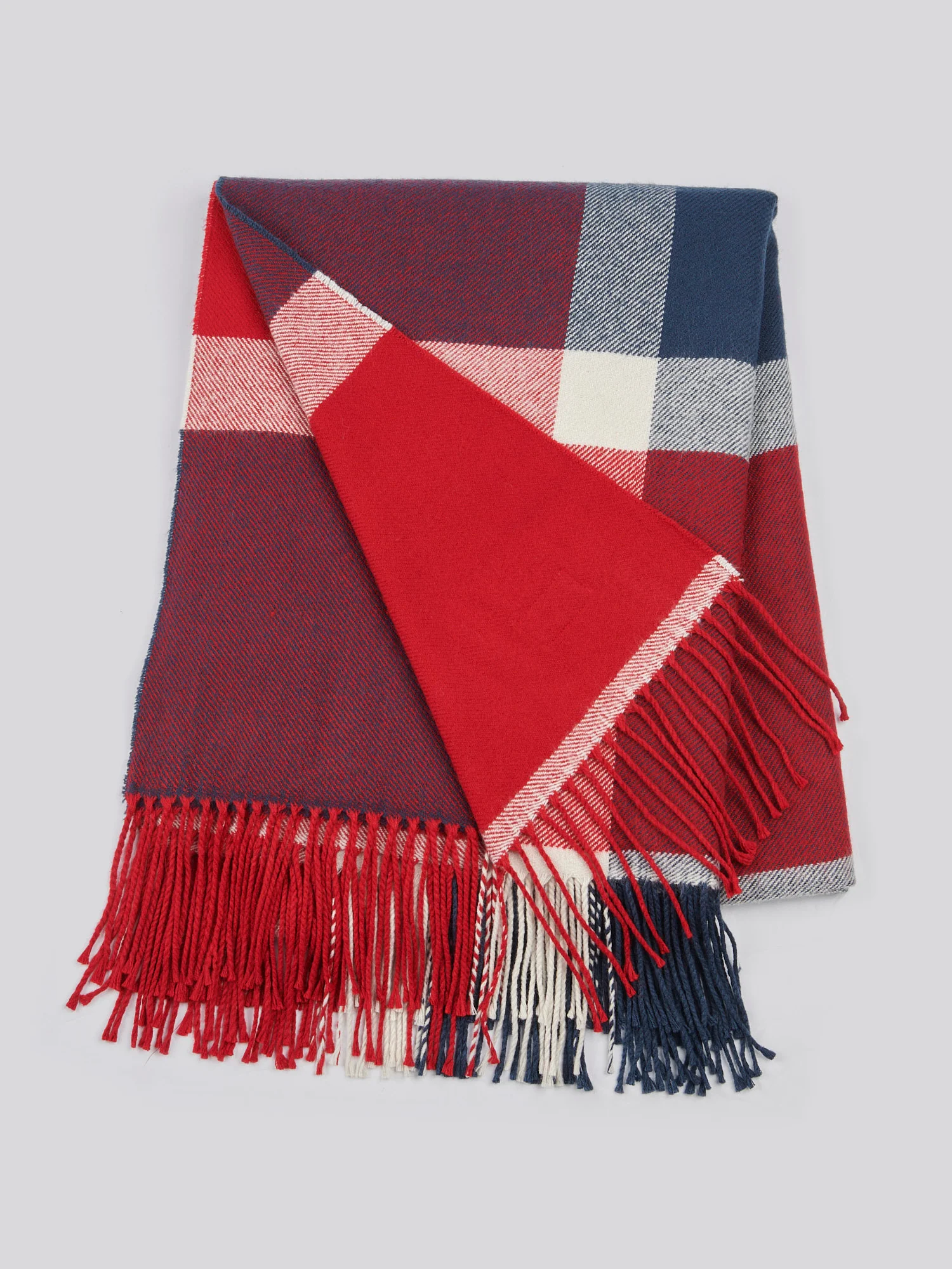 Luxurious Soft Check Throw in Navy Iris - Image 4