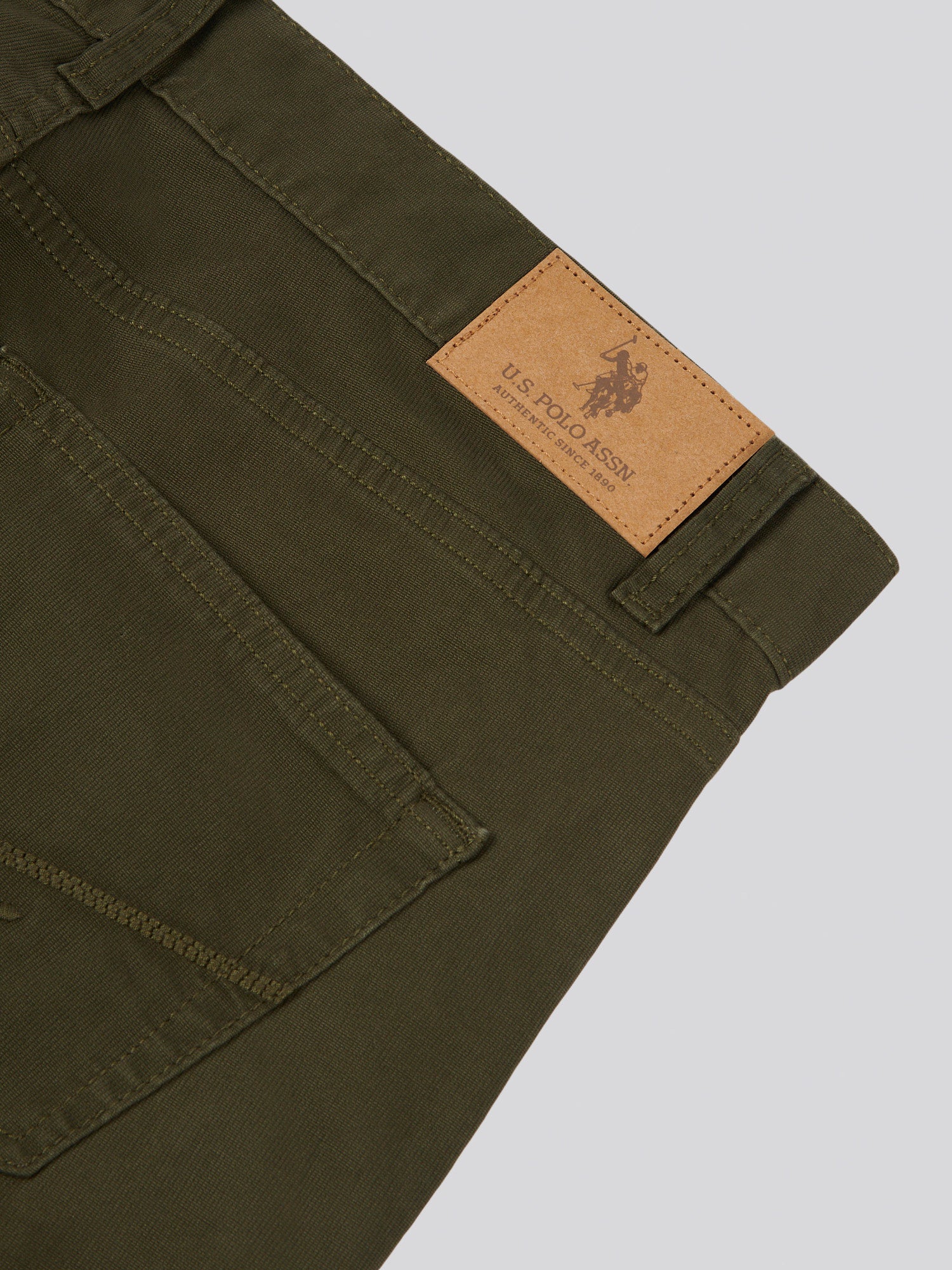 Mens Bedford Cord 5 Pocket Trouser in Forest Night - Image 10
