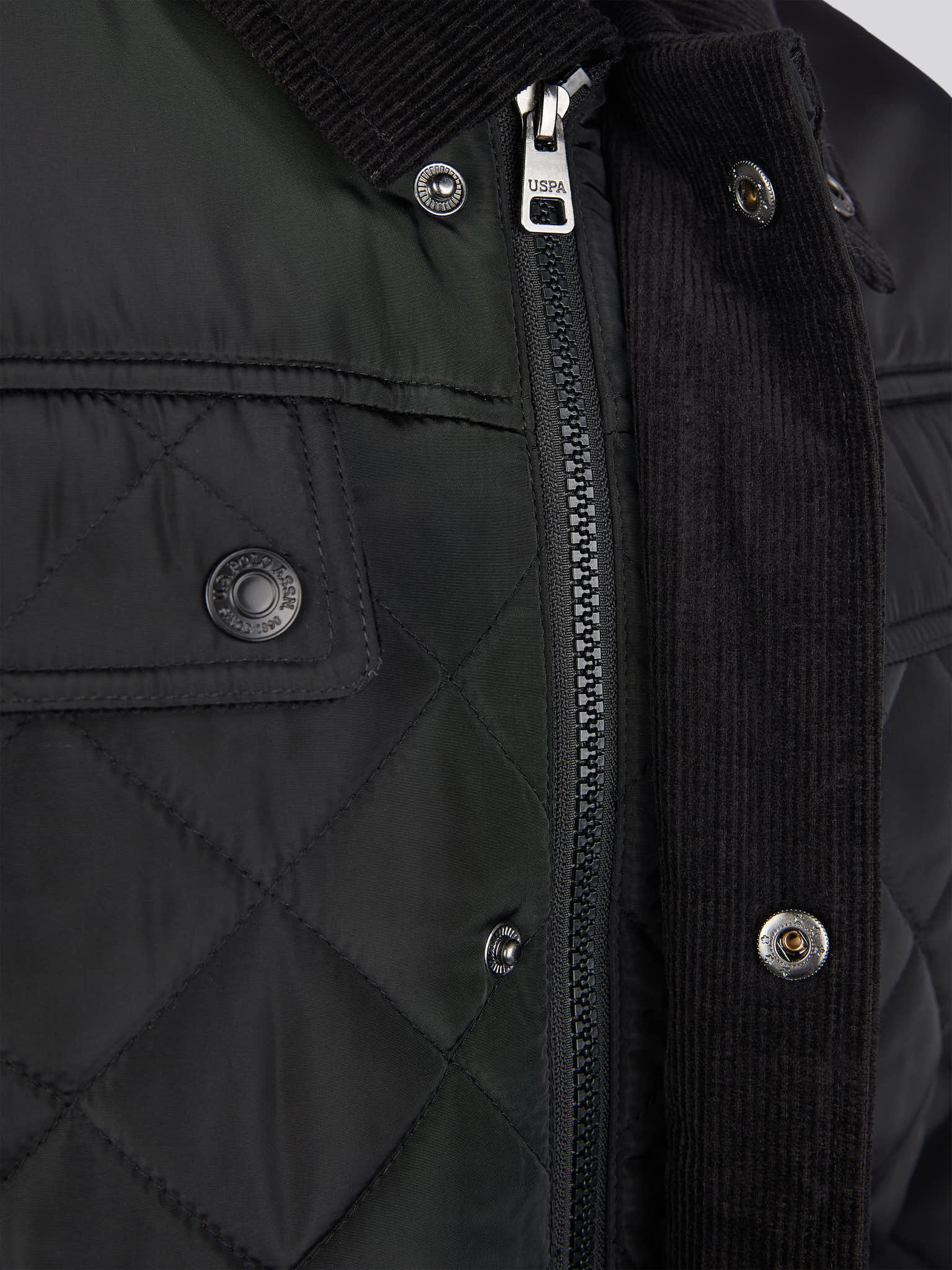 Mens Diamond Quilted Funnel Jacket in Black - Image 10