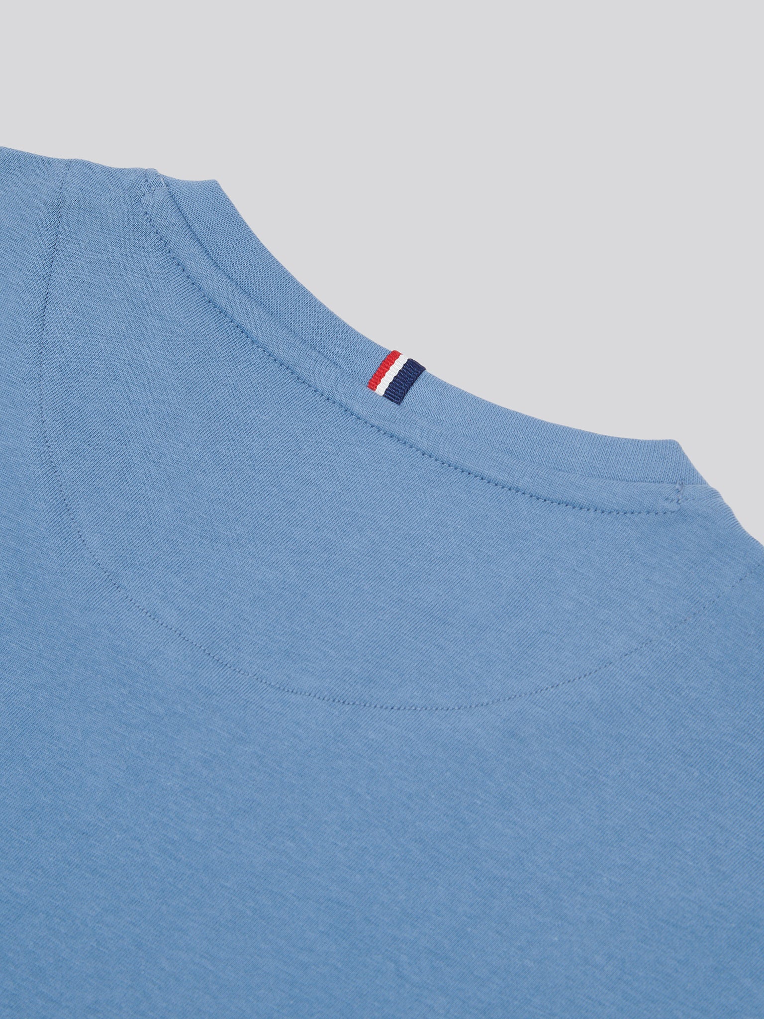 Mens Double Horsemen Pocket T-Shirt in Blue Horizon - Image 10