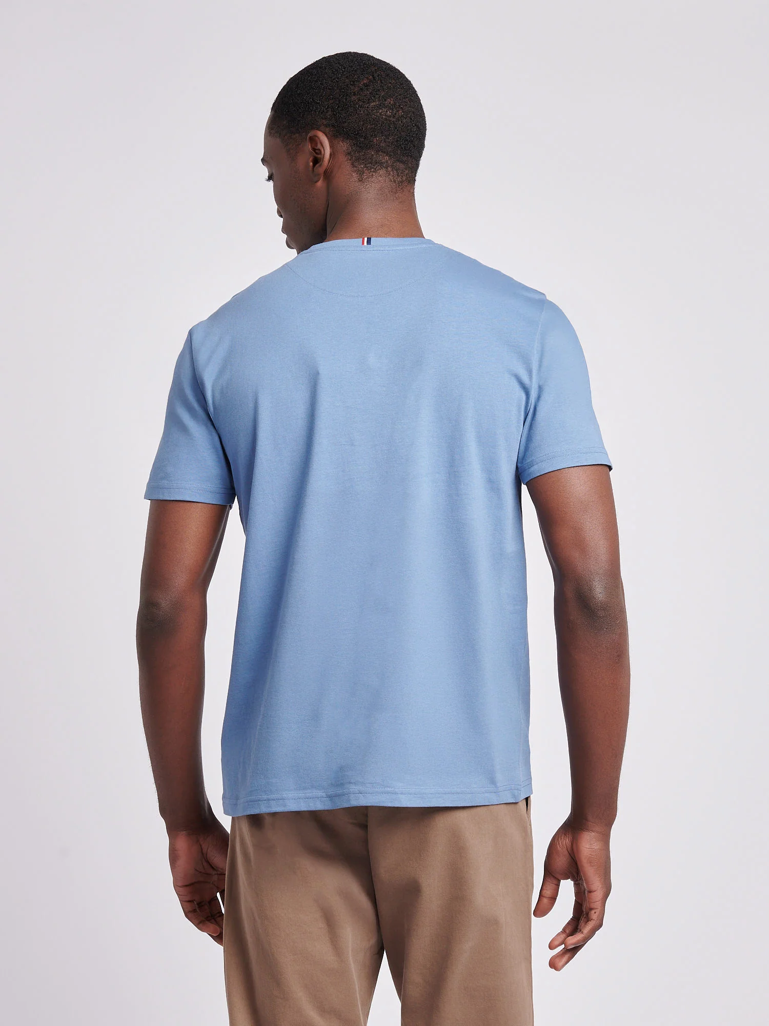 Mens Double Horsemen Pocket T-Shirt in Blue Horizon - Image 4