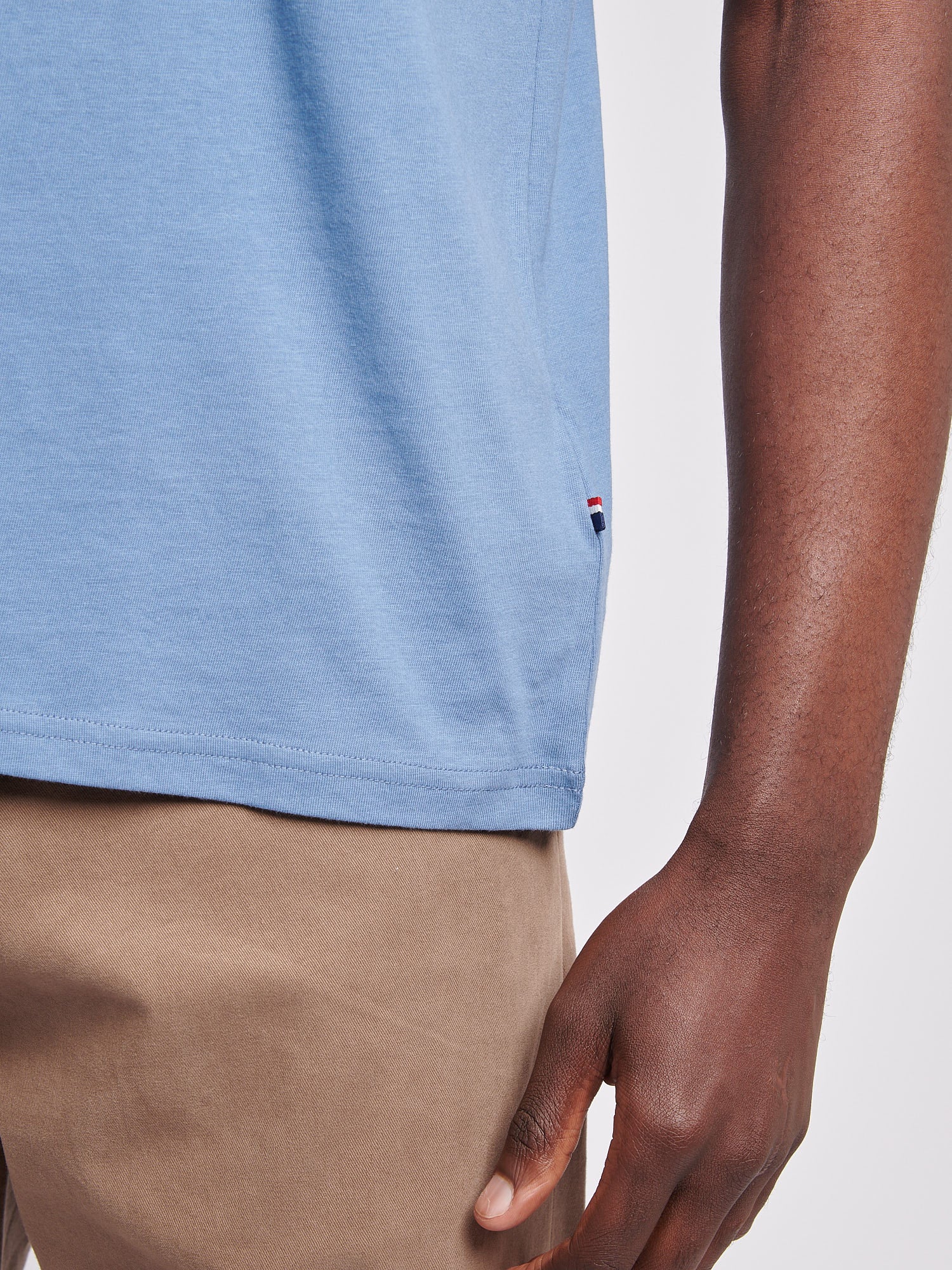 Mens Double Horsemen Pocket T-Shirt in Blue Horizon - Image 5