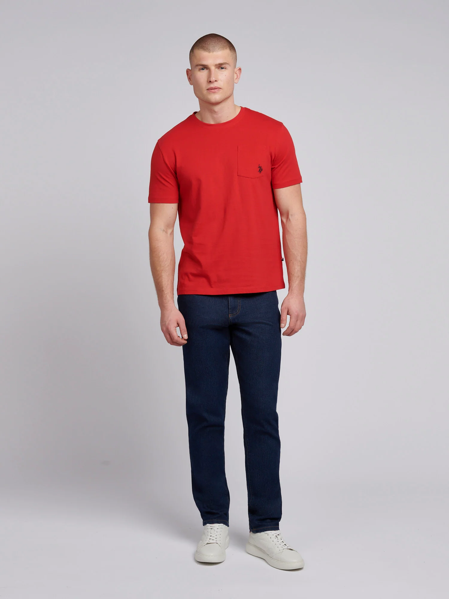 Mens Double Horsemen Pocket T-Shirt in Haute Red - Image 3