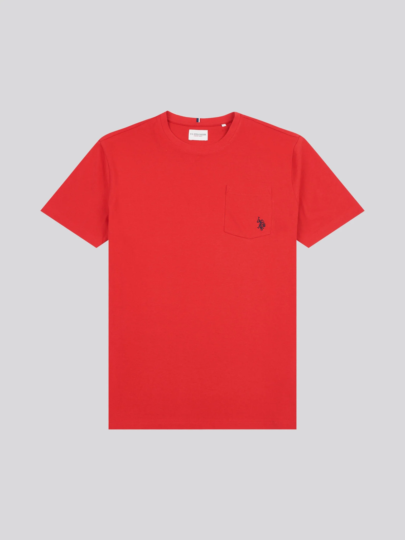 Mens Double Horsemen Pocket T-Shirt in Haute Red - Image 5