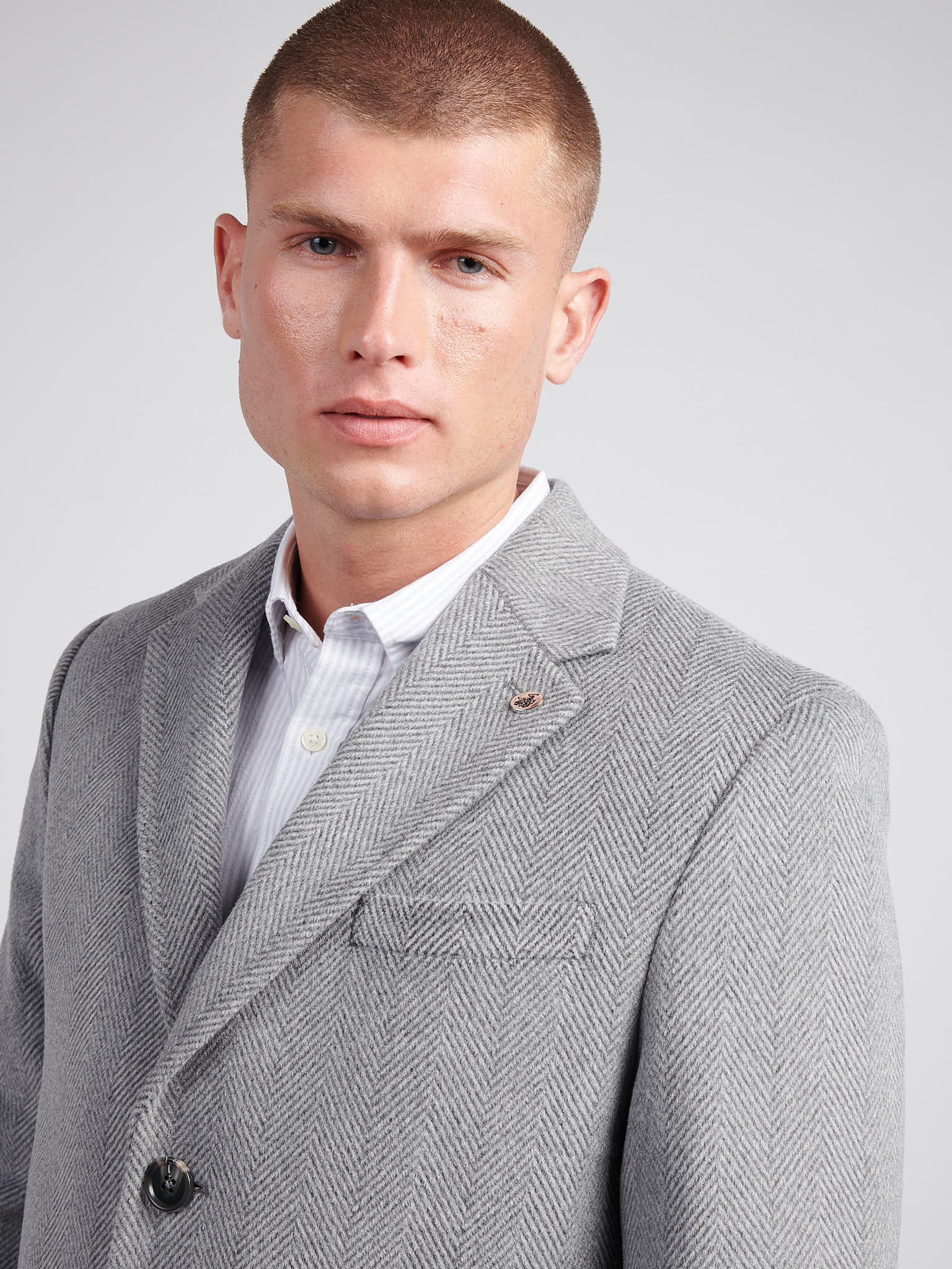 Mens Herringbone Coat in Ebony Windsor Wine DHM - Image 2