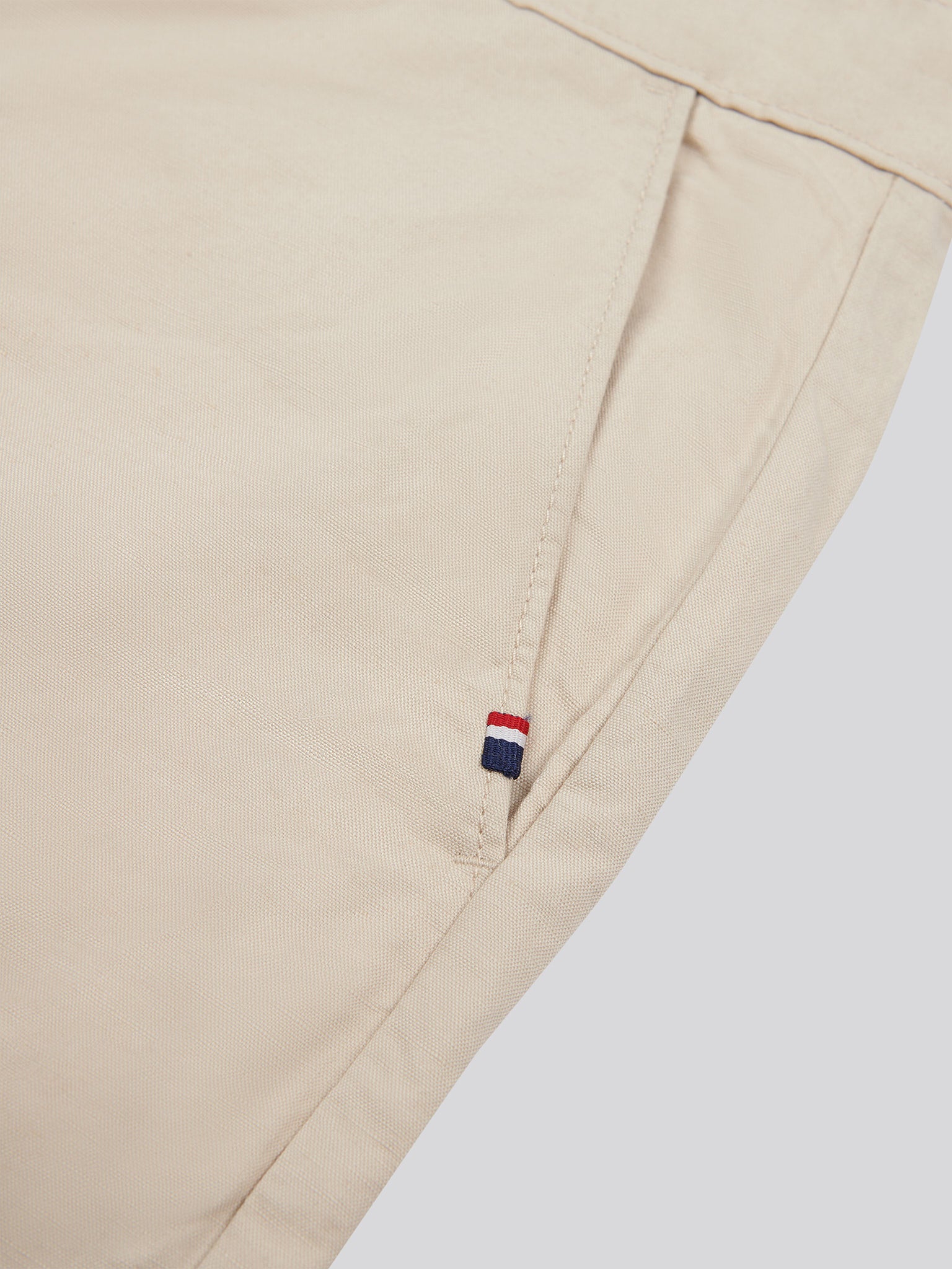 Mens Linen Blend Chino Shorts in French Oak - Image 8