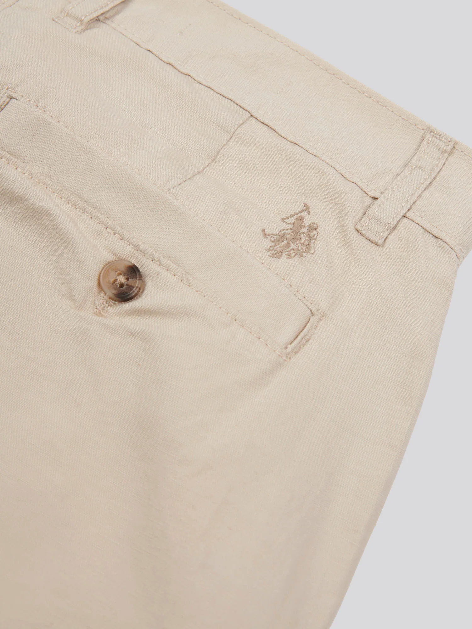 Mens Linen Blend Chino Shorts in French Oak - Image 9