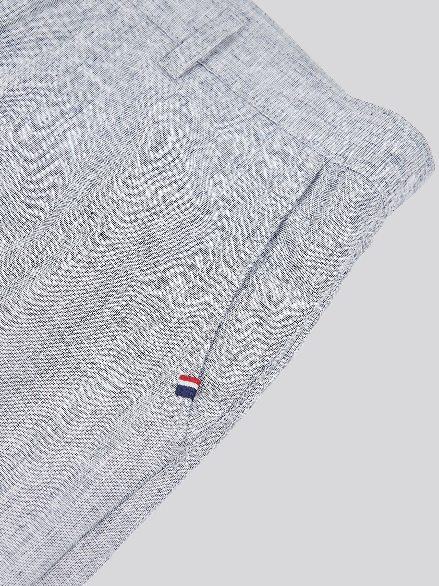Mens Linen Blend Yarn Dyed Woven Trouser in Dark Sapphire Navy / Moonlight Blue DHM - Image 8