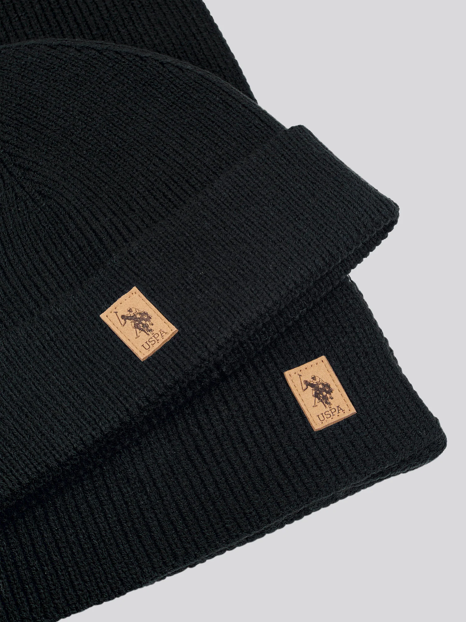 Mens Luxury Rib Knit Beanie & Scarf Set in Black - Image 2