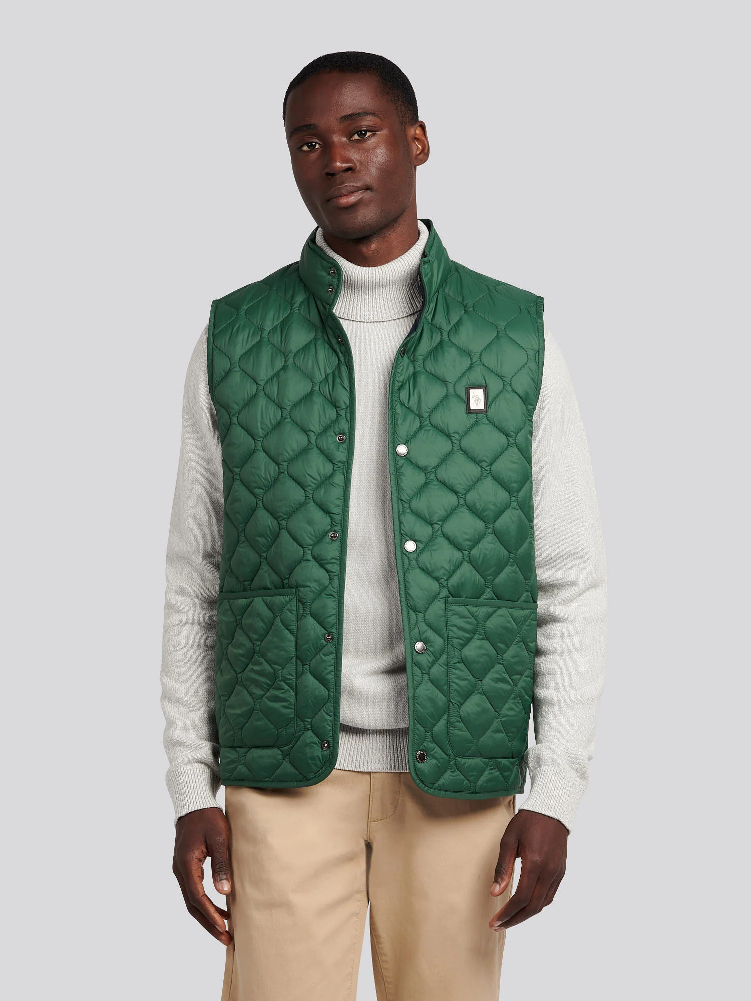 Mens Onion Quilt Lightweight Gilet Pineneedle - Image 2