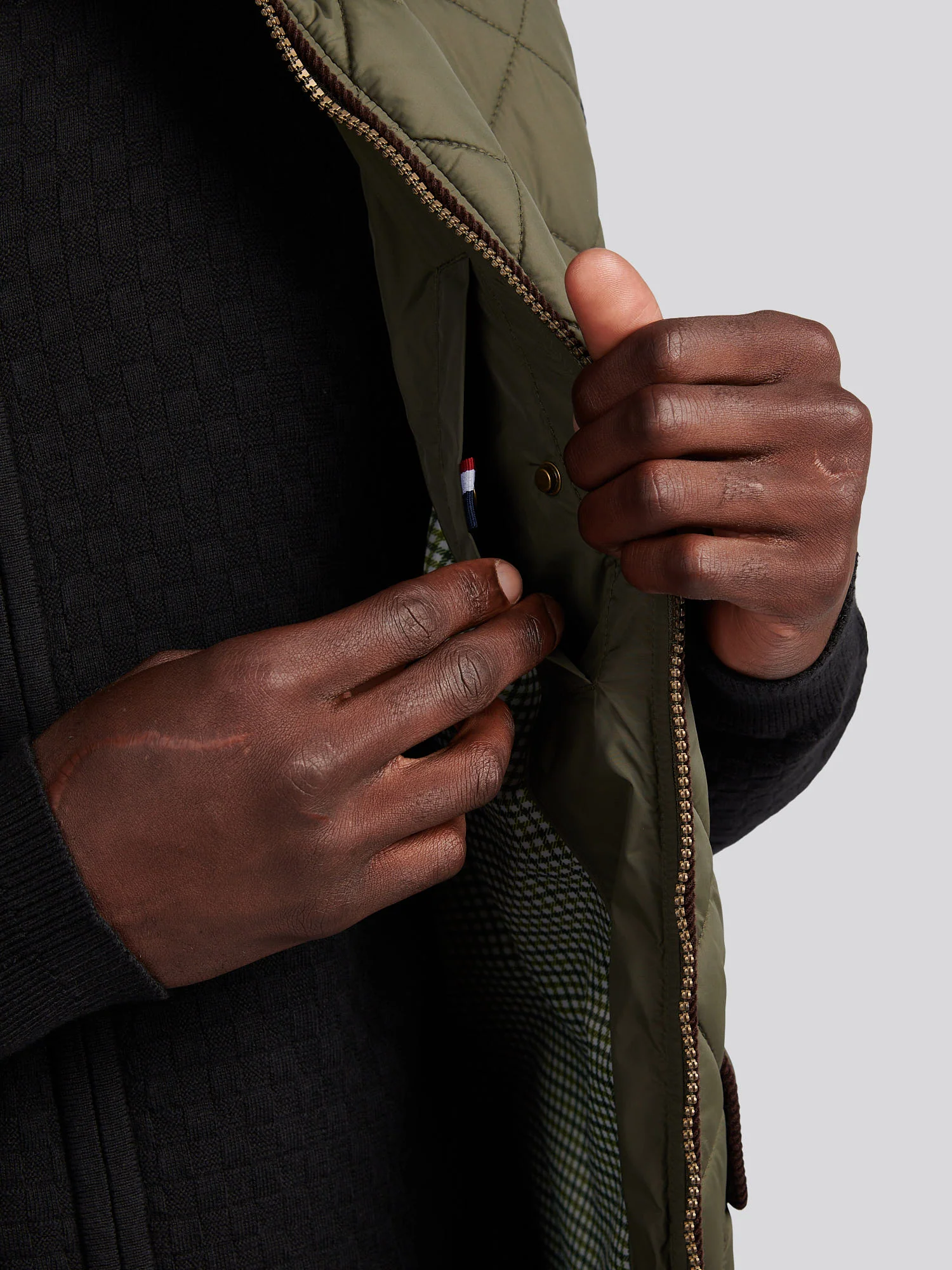 Mens Quilted Country Gilet Forest Night - Image 5