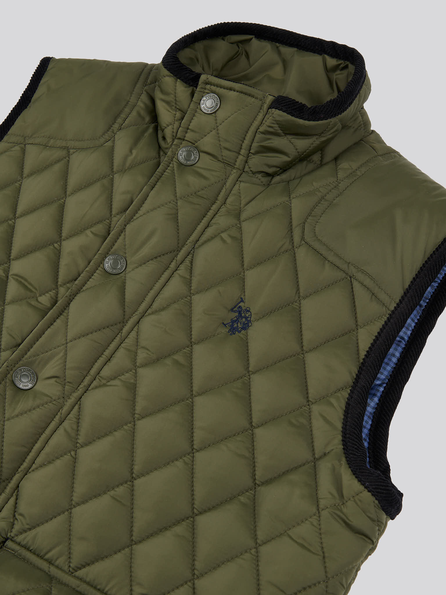 Mens Quilted Hacking Gilet in Forest Night - Image 9