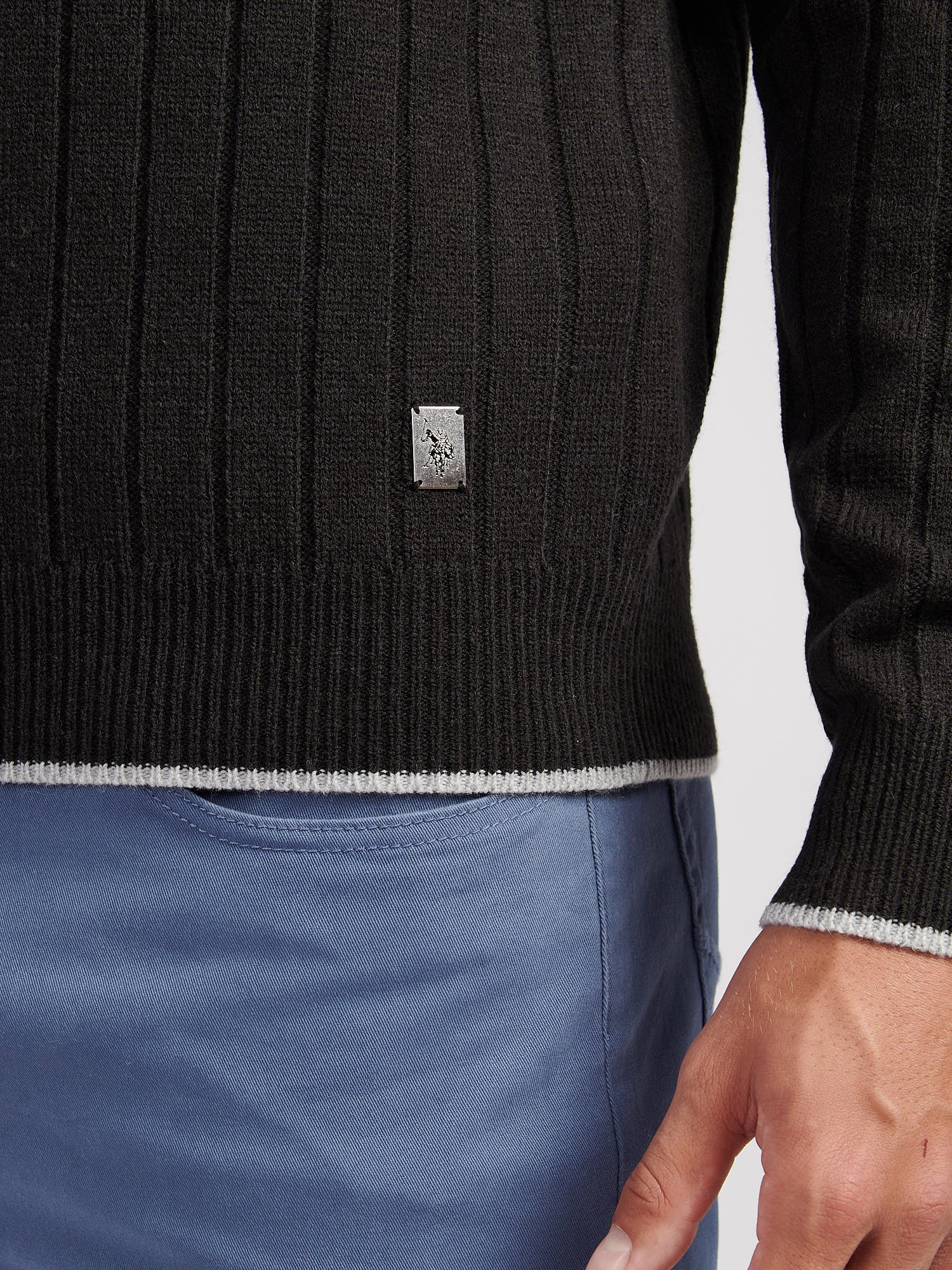 Mens Rib Knit Crew in Black - Image 2