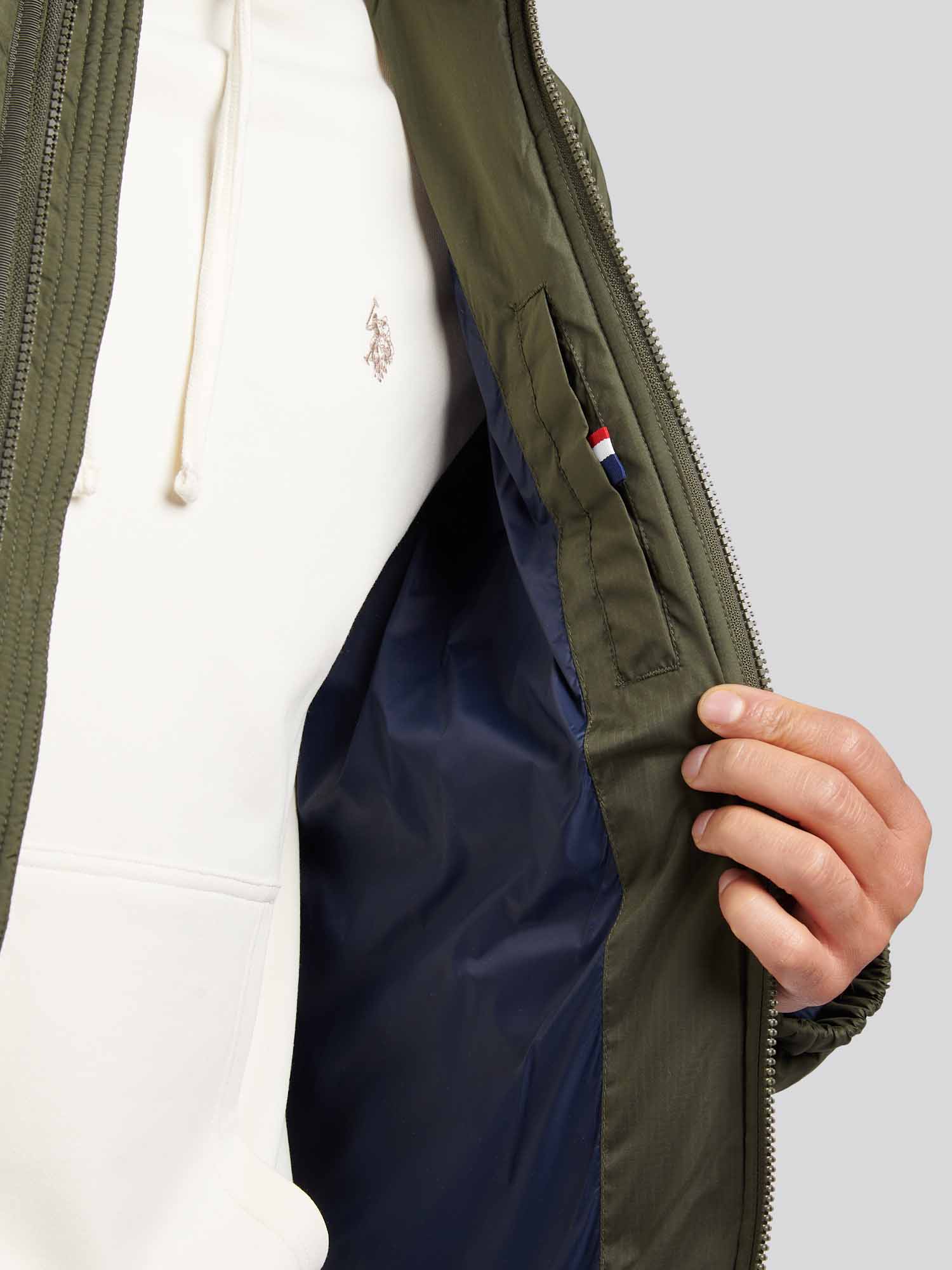 Mens Ripstop Hooded Puffer Jacket in Forest Night - Image 5