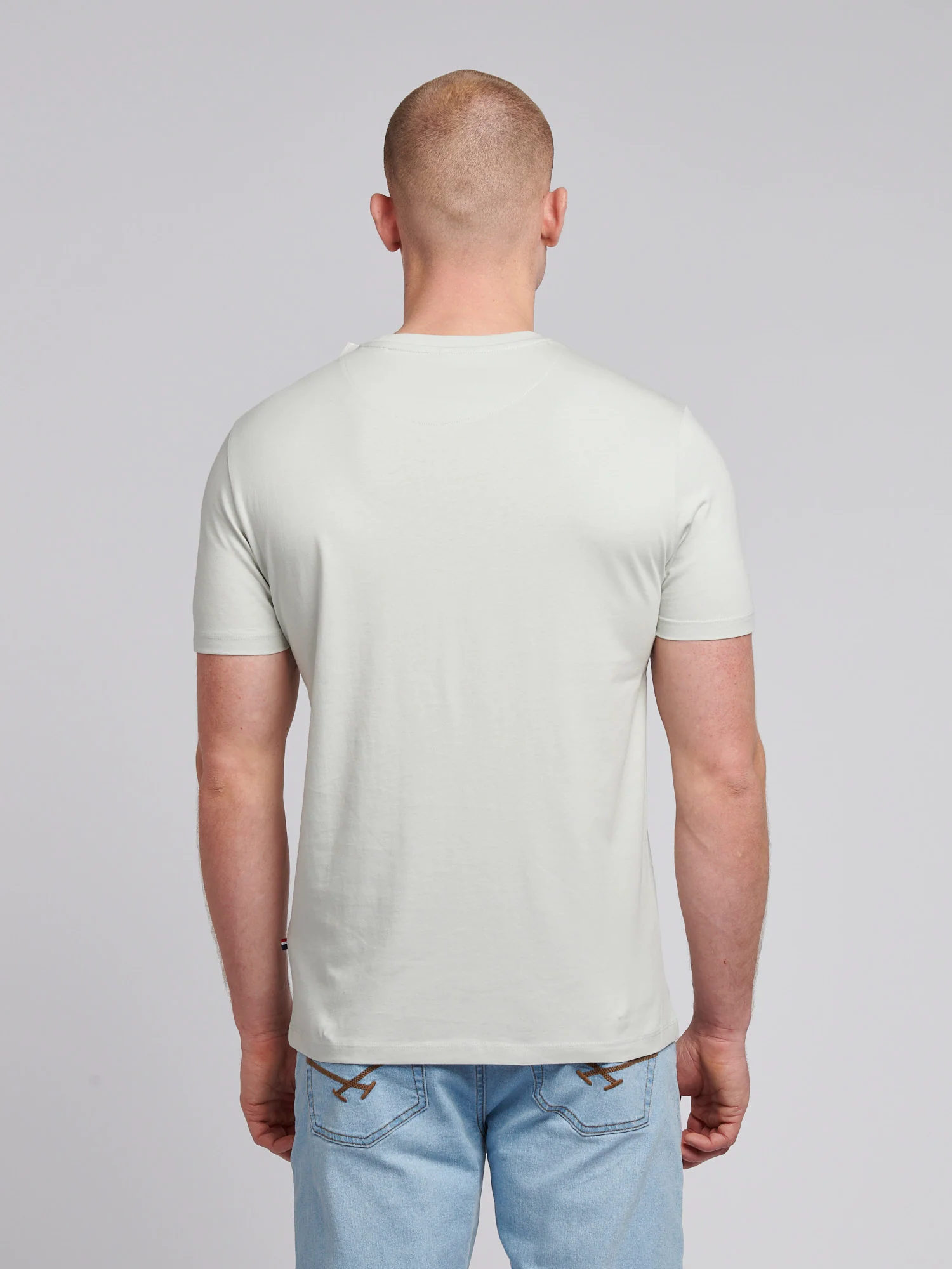 Mens Circle Print T-Shirt in Northern Droplet - Image 4