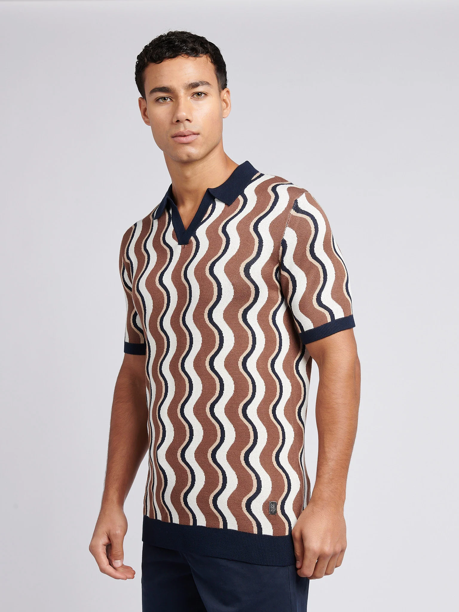 Mens Wave Knit Open Collar Polo Shirt in Cocoa Brown