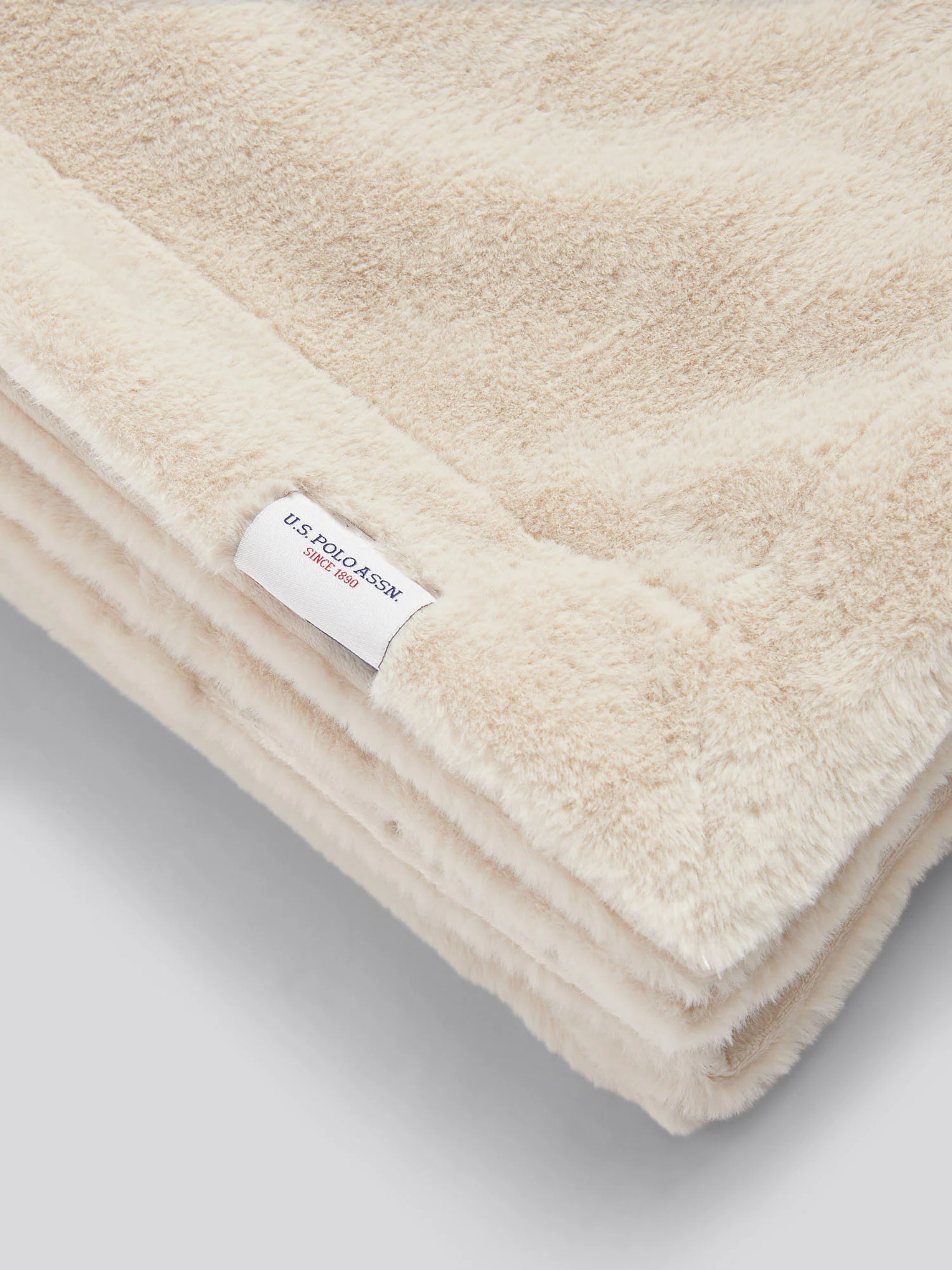 Premium Fur-Style Throw Silver Birch - Image 3