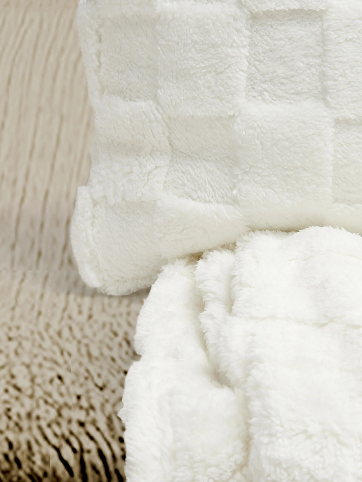 Plush Jacquard Throw & Cushion Set in Bright White - Image 2