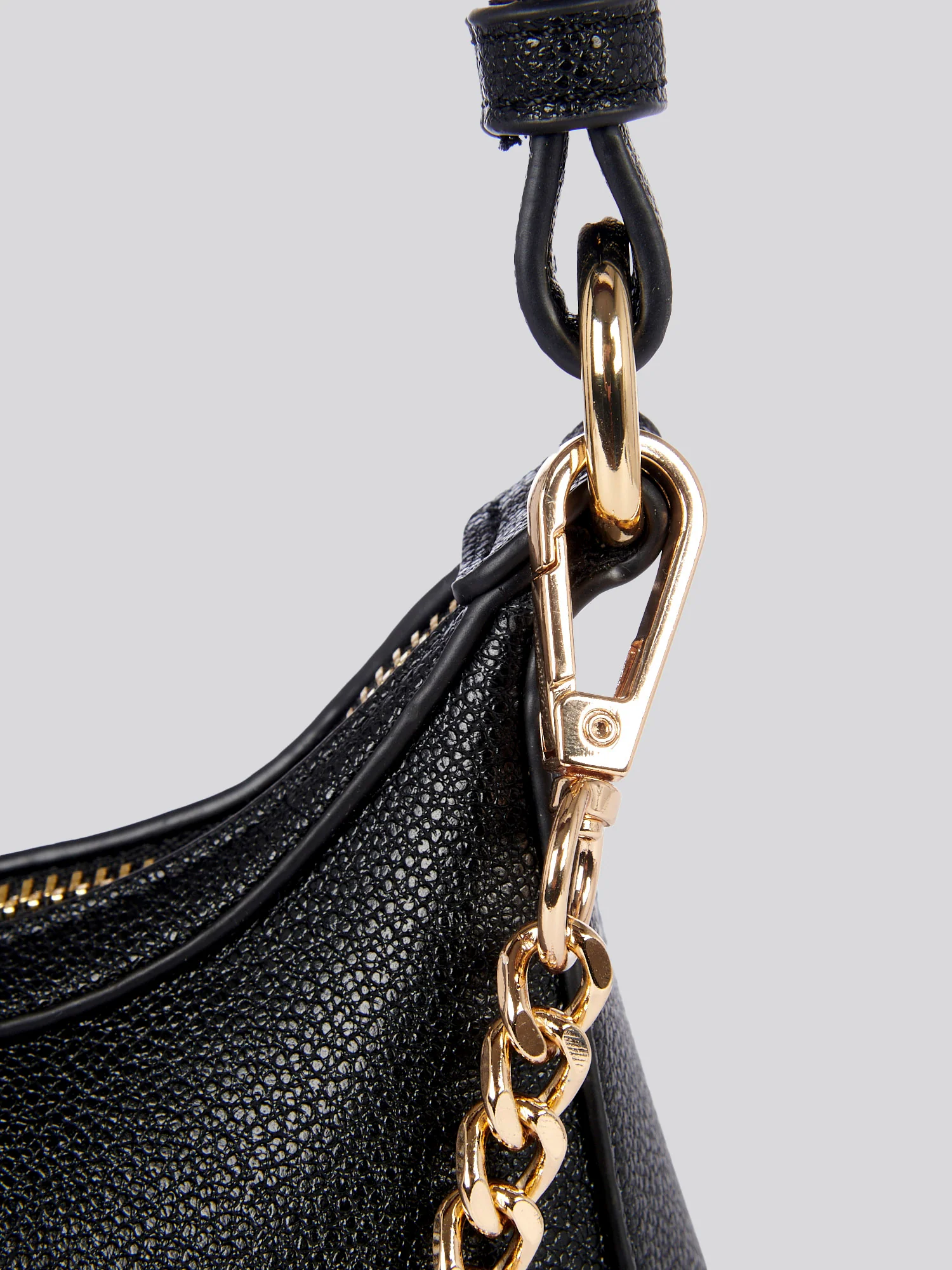 U.S. Polo Assn. Womens Jones Chic Hobo Bag in Black - Image 2