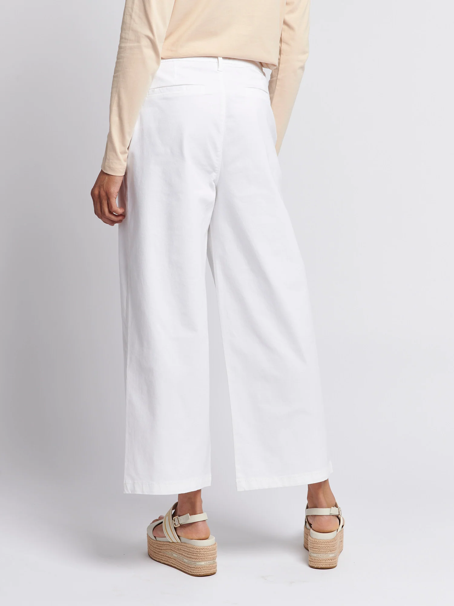 Womens Ankle Wide Leg Chino Trouser in Bright White - Image 4