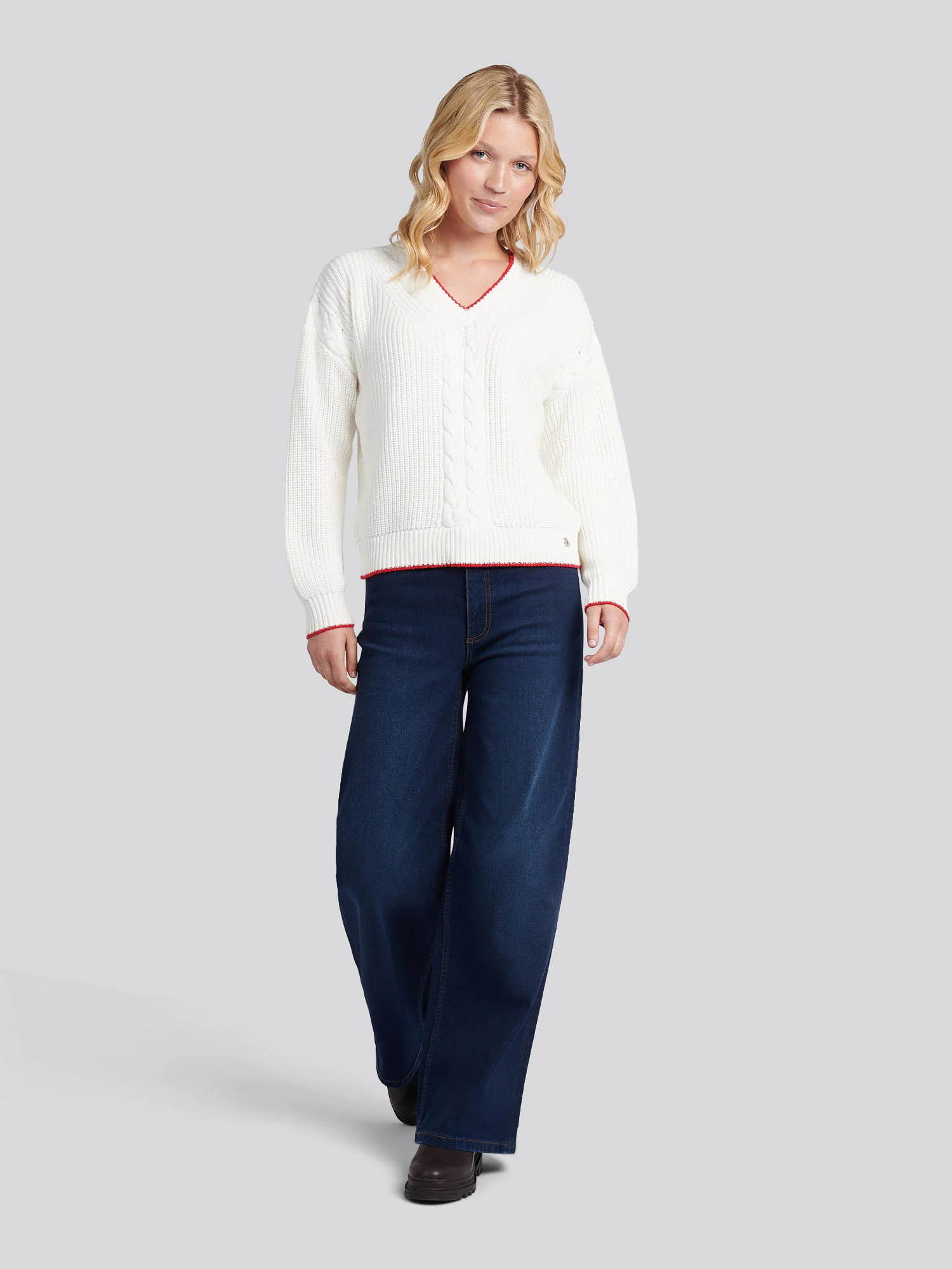Womens Braid Cable Cricket Jumper in Marshmallow - Image 3