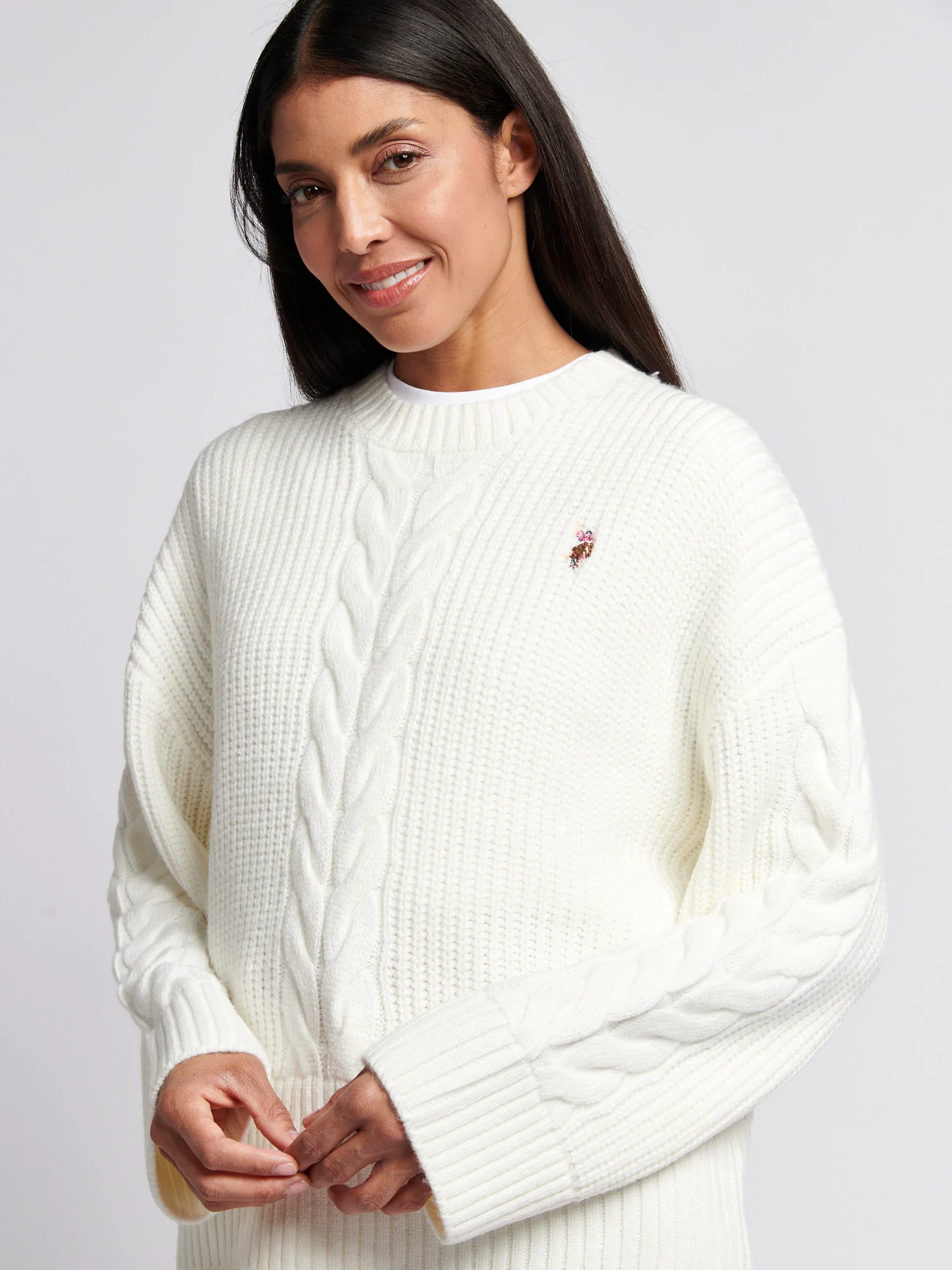 Womens Chunky Central Cable Jumper in Egret - Image 2
