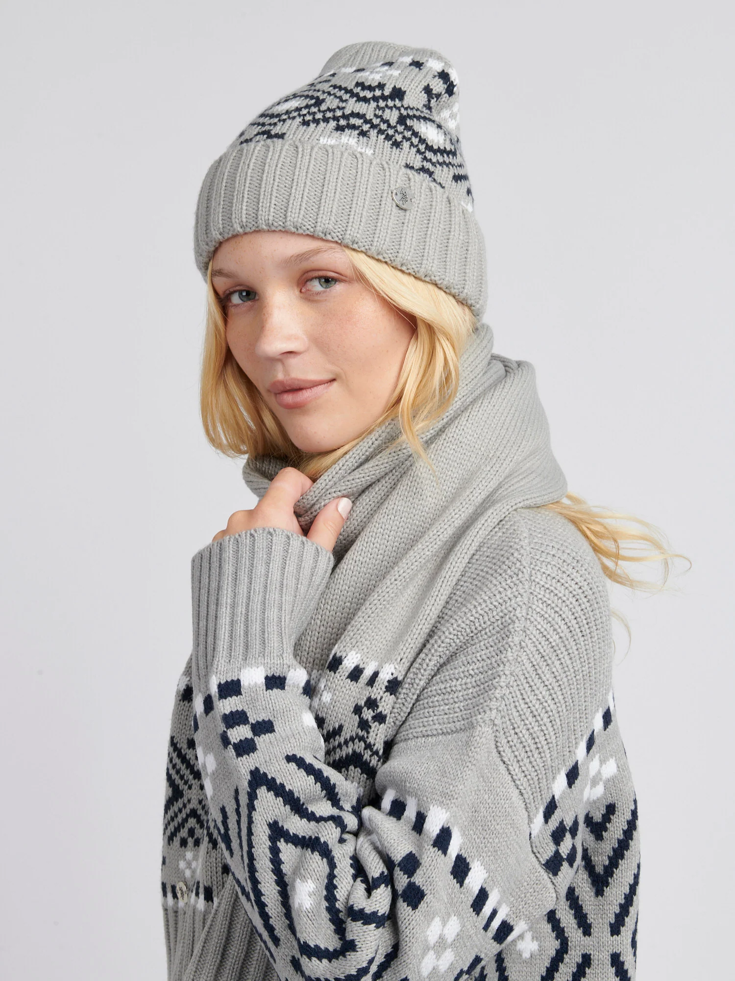 Womens Fair Isle Beanie & Scarf Set in Pearl Grey Marl