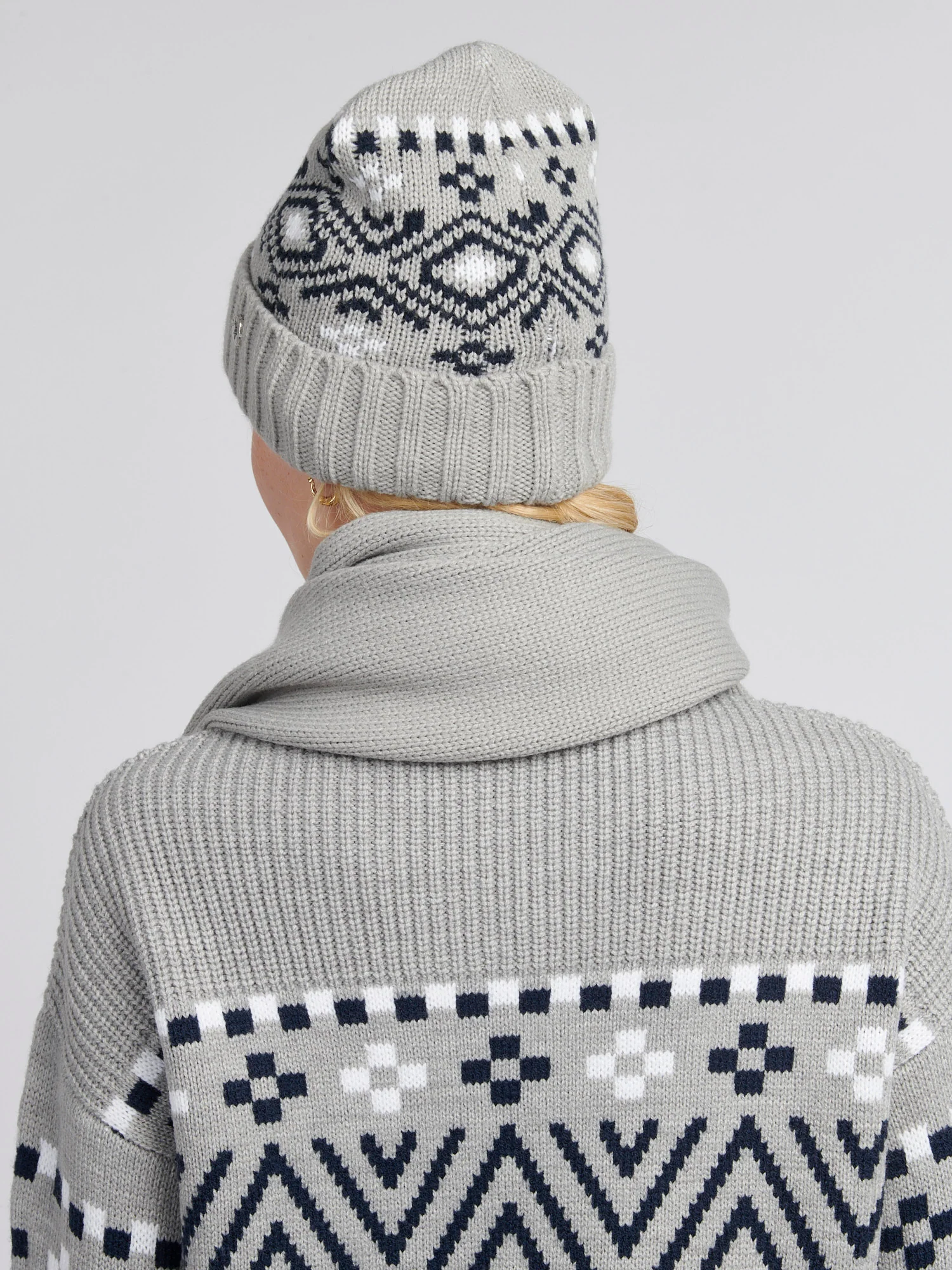 Womens Fair Isle Beanie & Scarf Set in Pearl Grey Marl - Image 3